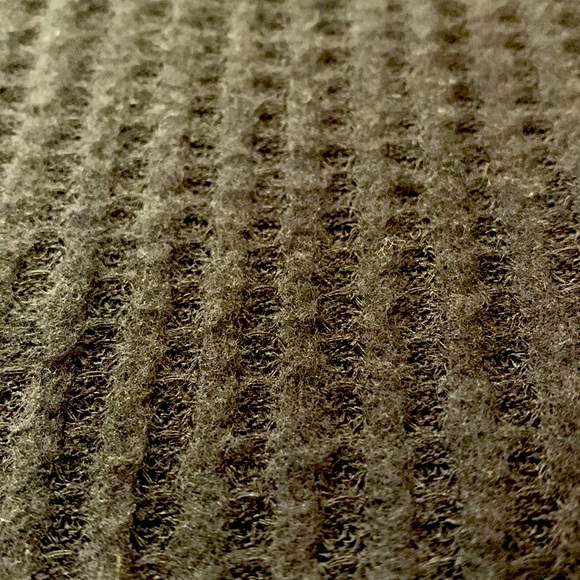 NWT Andree by Unit Blouse with sheer dot sleeves - Size Large - Picture 6 of 7